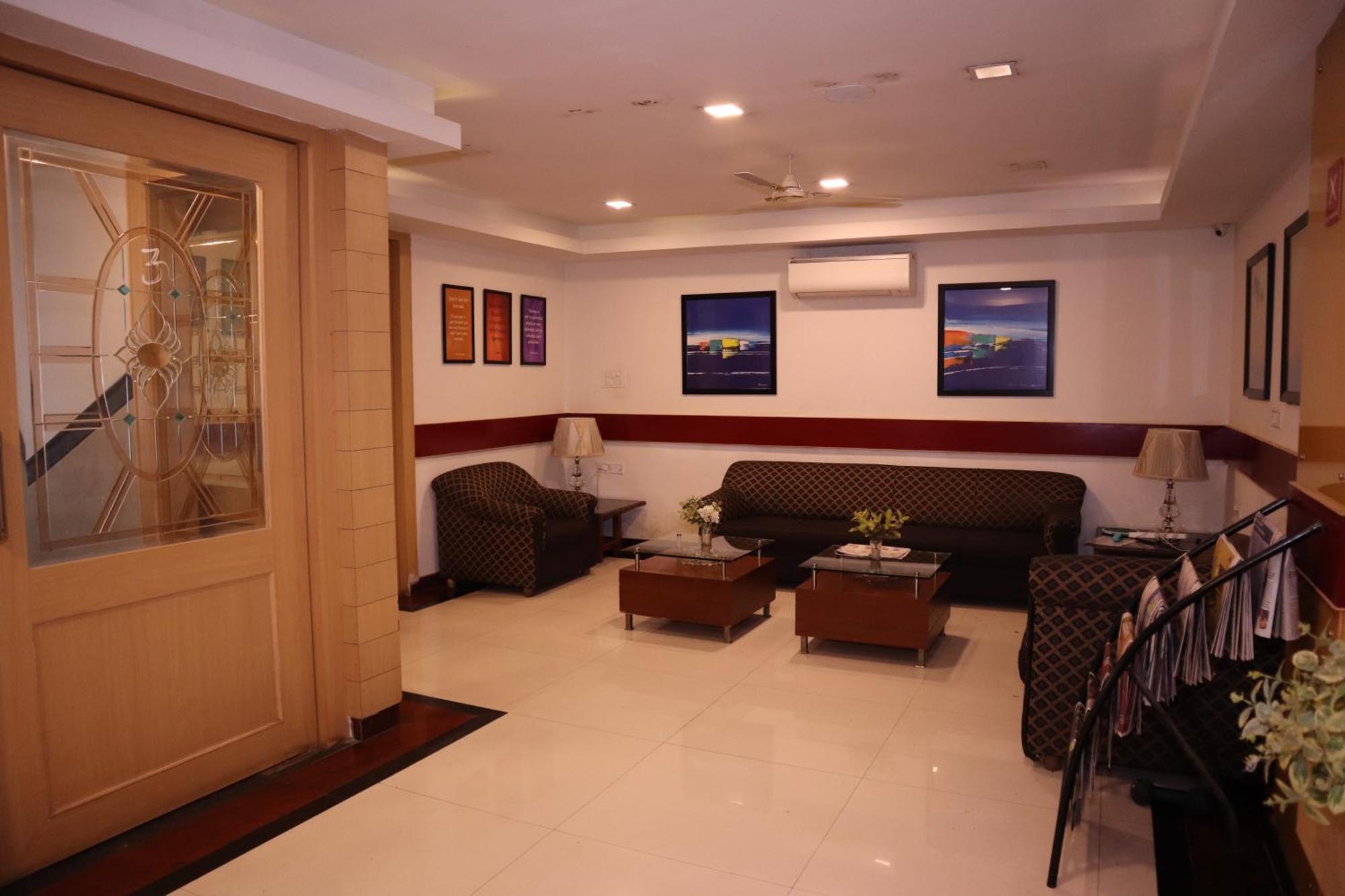 Sri Sai Ram Suites Бенґалуру Екстер'єр фото